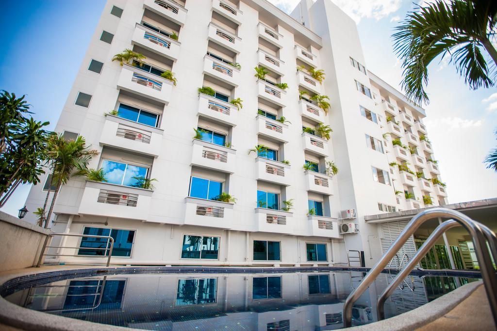 Golden City Rayong Hotel Eksteriør bilde