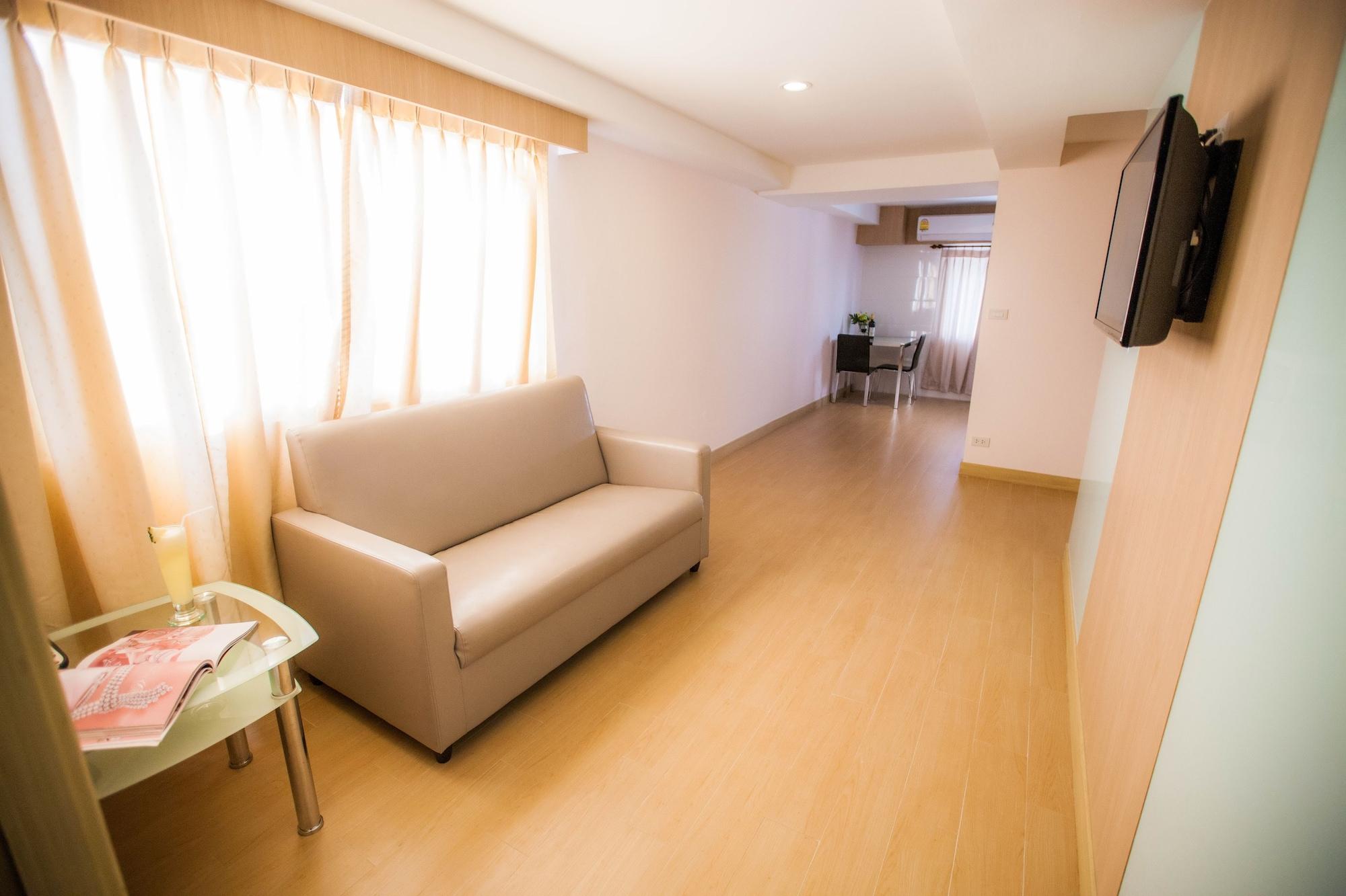 Golden City Rayong Hotel Eksteriør bilde
