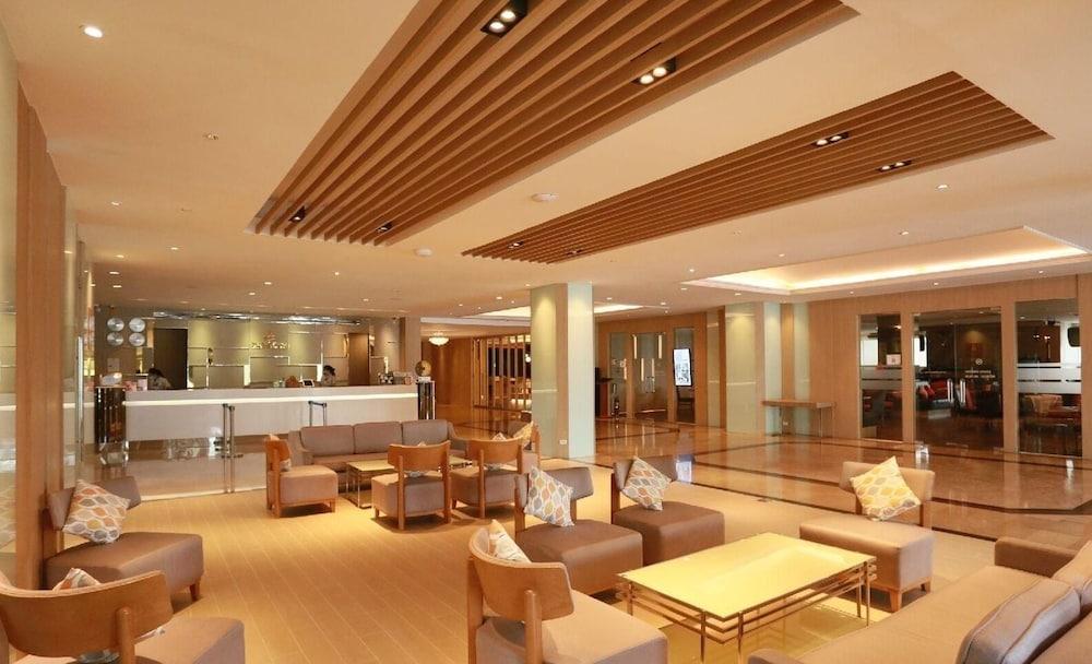 Golden City Rayong Hotel Eksteriør bilde